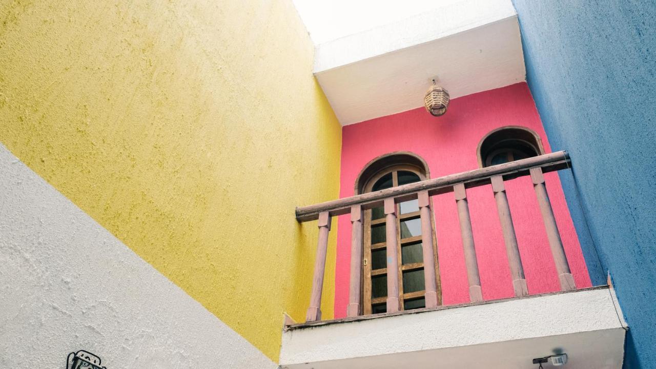 Гостевой дом Casona Luciernaga-Casa De Huespedes Леон Экстерьер фото